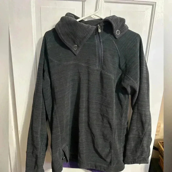 Cabela’s woman’s 1/4 zip turtleneck pullover Rn83520 - Picture 2 of 8